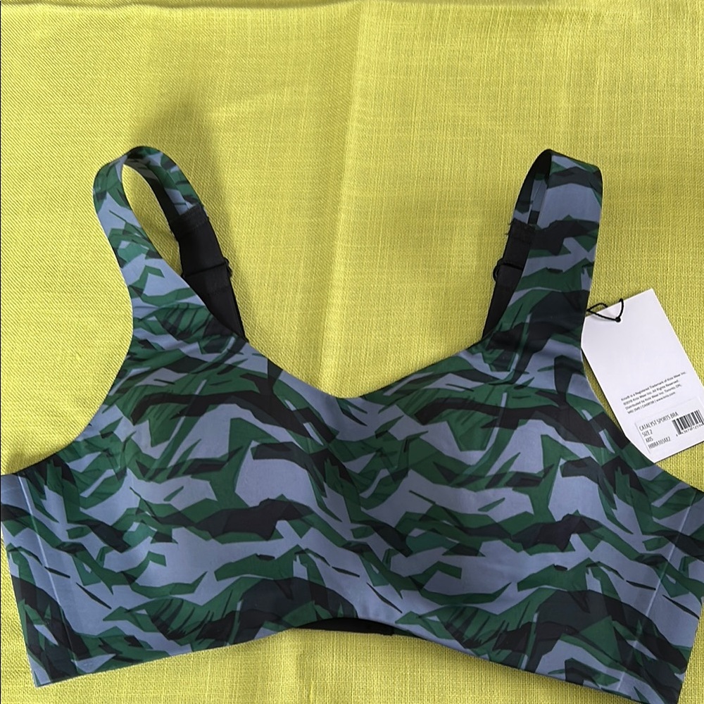KNIX Camo Print Sports Bra NEW WITG TAGS